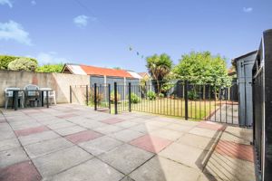 Photo 25- click for photo gallery